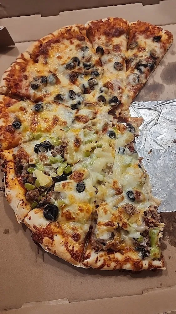 D & D Special Pizza